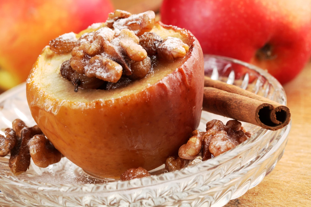 Apples stuffed with nuts and raisins
