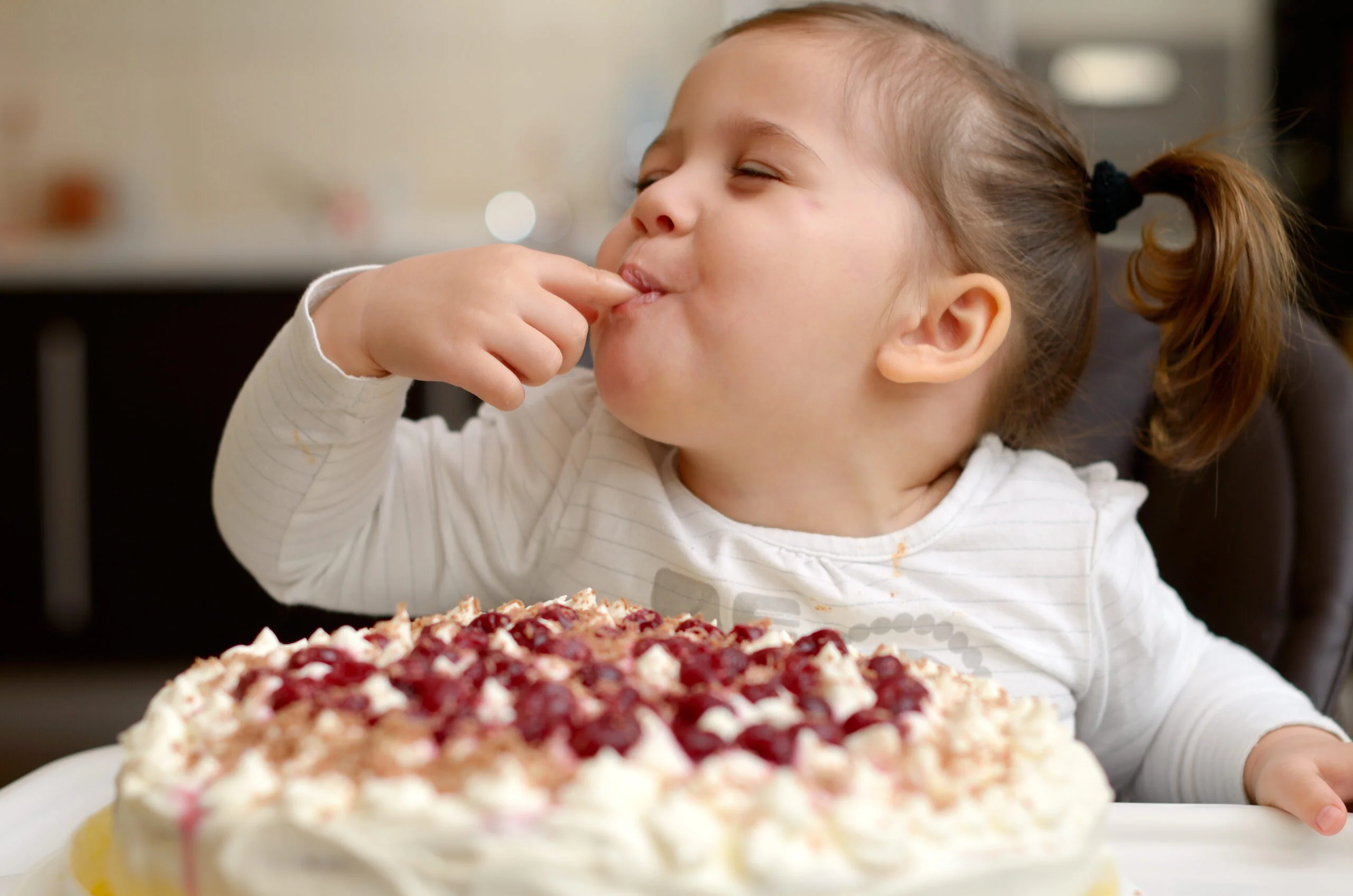 The Science of Taste: Decoding the Intricate Workings of Our Taste Buds